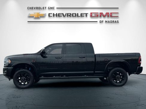 Used 2022 RAM 2500 Laramie AWD/4WD image 6
