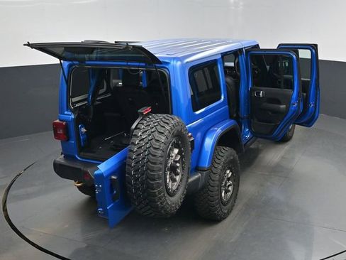 Used 2022 Jeep Wrangler Unlimited Rubicon w/ Trailer Tow Package AWD/4WD image 29