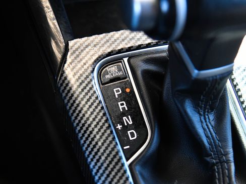 Used 2019 Kia Stinger GT1 RWD image 29
