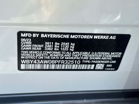 Used 2023 BMW i4 eDrive35 RWD image 26