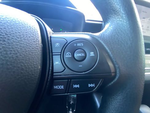 Used 2025 Toyota Corolla Hybrid Sedan FWD image 19