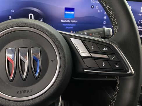 Used 2025 Buick Envision Sport Touring image 21