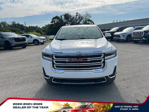 Used 2020 GMC Acadia SLT FWD image 2