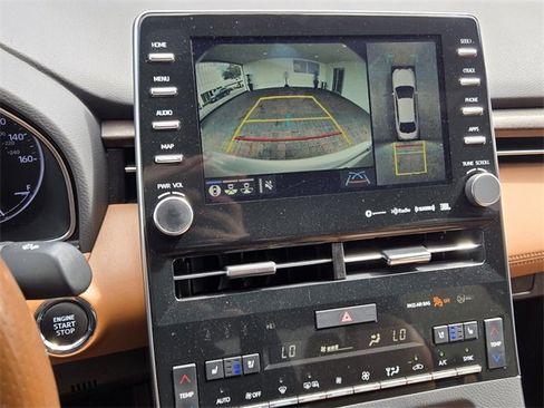 Used 2019 Toyota Avalon Limited w/ Advanced Safety Package image 21