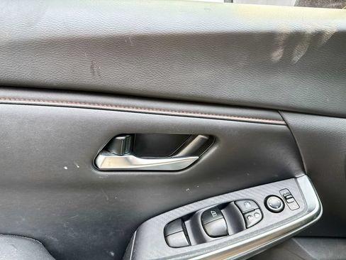 Used 2024 Nissan Sentra SR FWD image 7