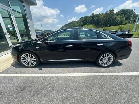 Used 2019 Cadillac XTS Luxury FWD image 6