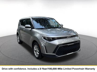 Used 2025 Kia Soul LX w/ LX Technology Package