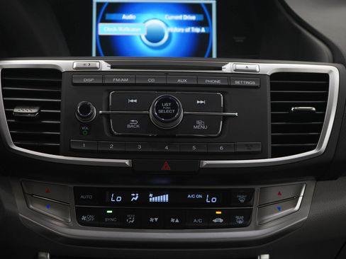 Used 2015 Honda Accord LX image 17