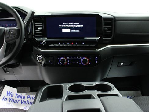 New 2026 GMC Sierra 1500 Elevation image 18