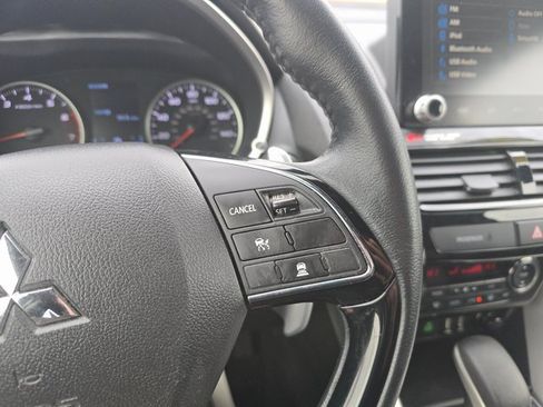 Used 2022 Mitsubishi Eclipse Cross SEL image 18