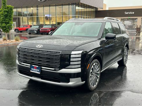 Certified 2026 Hyundai Palisade Calligraphy AWD/4WD image 2