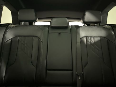 Used 2025 BMW X3 xDrive30i w/ Premium Package image 32