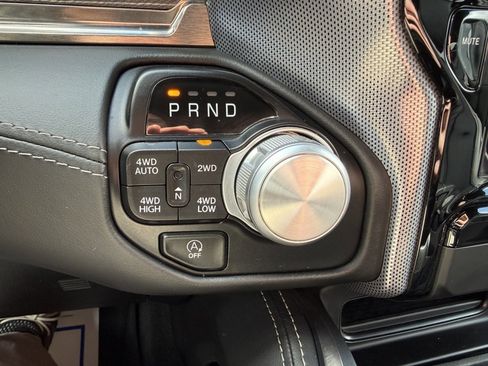 Used 2020 RAM 1500 Limited image 32