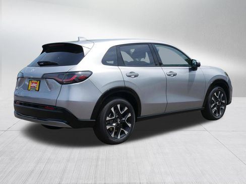 New 2027 Honda HR-V EX-L image 7