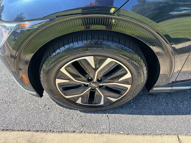 Used 2022 Kia EV6 Wind w/ Wind Technology Package AWD/4WD image 29