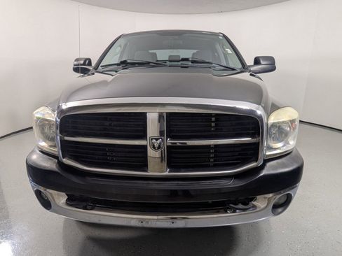 Used 2007 Dodge Ram 2500 Truck SLT RWD image 2