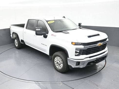 Used 2024 Chevrolet Silverado 2500 LT w/ Safety Package AWD/4WD image 69
