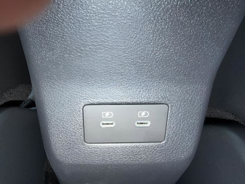 New 2026 Nissan Kicks SR w/ Cold Weather Package FWD image 14