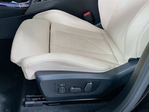 Used 2025 BMW X3 xDrive30i w/ Premium Package AWD/4WD image 19