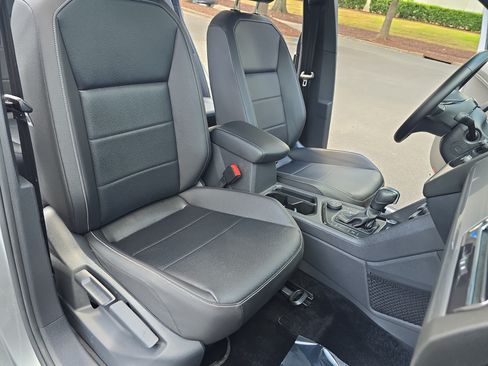 Used 2021 Volkswagen Tiguan SE R-Line AWD/4WD image 10