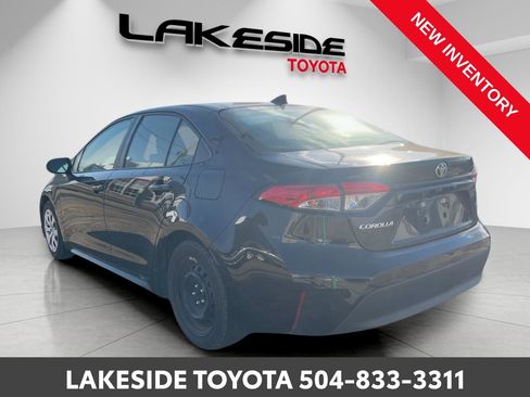 Used 2024 Toyota Corolla LE image 6