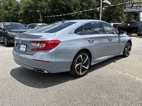 Used 2022 Honda Accord Sport image 3