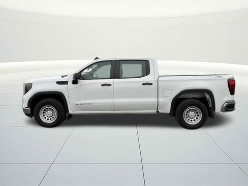 Used 2024 GMC Sierra 1500 Pro w/ X31 Off-Road Package image 2