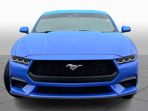 Used 2024 Ford Mustang Coupe image 4