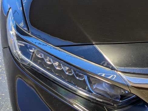 Used 2019 Honda Accord Sport image 10
