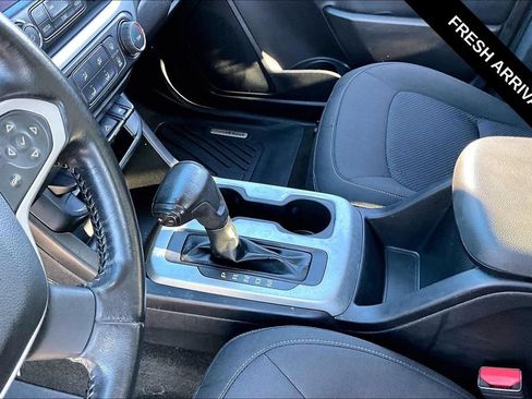 Used 2016 Chevrolet Colorado LT w/ LT Convenience Package AWD/4WD image 8