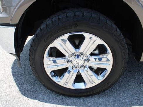 Used 2020 Ford F150 King Ranch w/ Equipment Group 601A Luxury AWD/4WD image 10