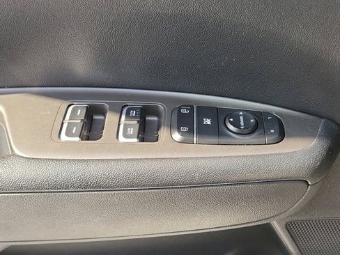 Used 2020 Kia Optima SE image 29