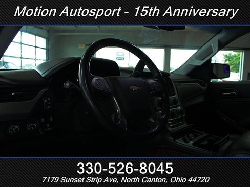 Used 2019 Chevrolet Suburban Premier w/ RST 6.2L Performance Edition AWD/4WD image 15