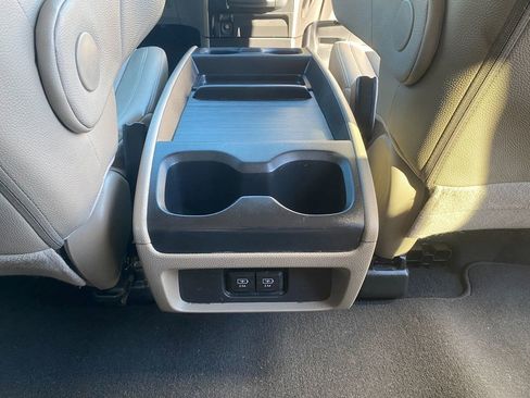 Used 2018 Honda Odyssey EX-L image 29