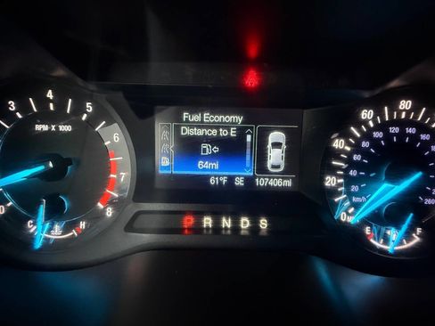 Used 2015 Ford Edge SE w/ Cargo Accessory Package image 16