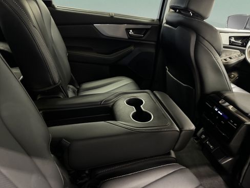 Certified 2024 Acura MDX FWD w/ Technology Package image 33