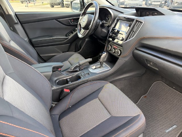 Used 2020 Subaru Crosstrek 2.0i Premium w/ Moonroof Package 2 AWD/4WD image 24