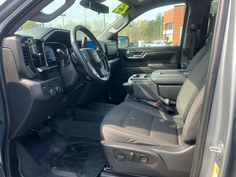 Used 2023 Chevrolet Silverado 1500 LT image 5