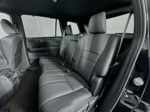 Certified 2023 Honda Passport TrailSport image 25