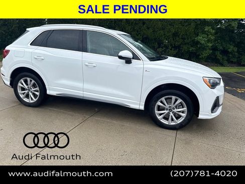 Used 2022 Audi Q3 2.0T Premium w/ Convenience Package AWD/4WD image 3