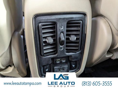 Used 2017 Jeep Grand Cherokee Limited image 15