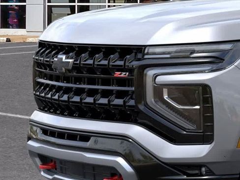 New 2026 Chevrolet Tahoe Z71 w/ Comfort Package AWD/4WD image 13