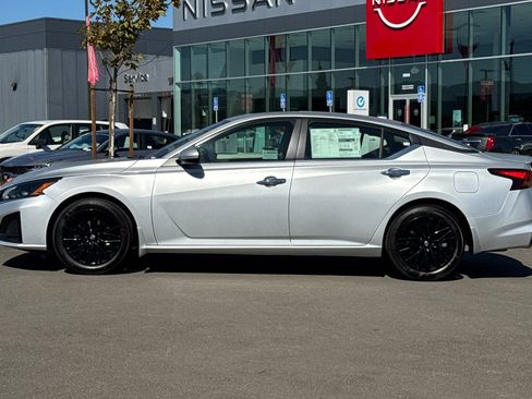 New 2025 Nissan Altima 2.5 SV w/ SV Special Edition Package image 7