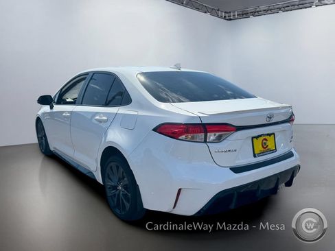 Used 2026 Toyota Corolla SE w/ Carpet Mat Package (TMS) FWD image 6