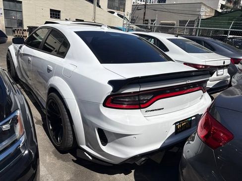 Used 2023 Dodge Charger Scat Pack RWD image 4