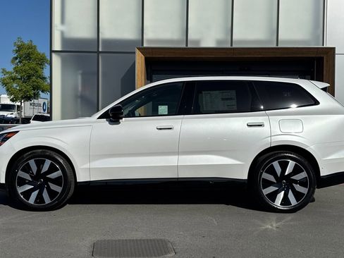New 2026 Volvo EX90 Ultra AWD/4WD image 5
