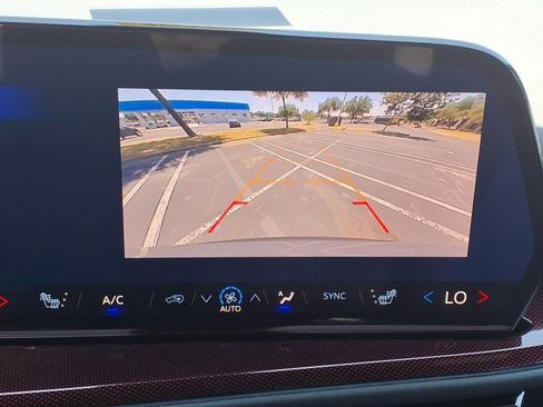 New 2026 Chevrolet Traverse Z71 image 12