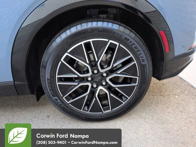Certified 2024 Ford Mustang Mach-E Premium AWD/4WD image 30