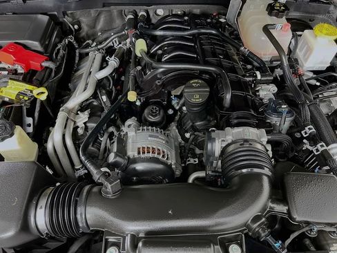 Used 2023 Jeep Gladiator Willys image 29