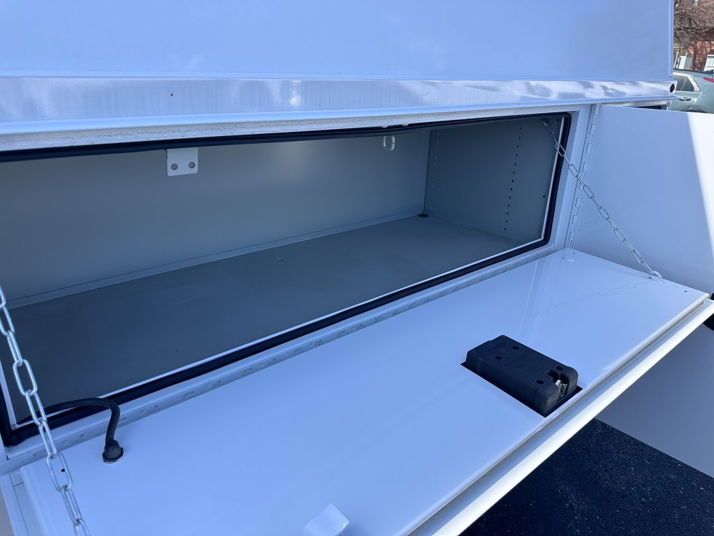 New 2024 Ford F550 4x4 Regular Cab Super Duty image 35